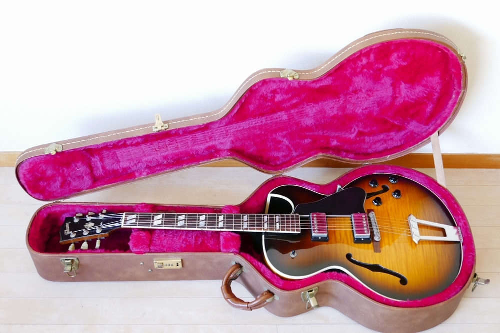 Gibson ES-175 2001年