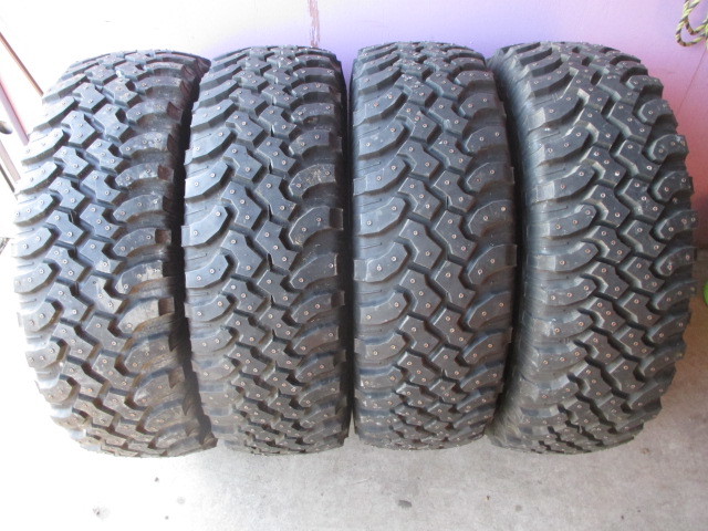 ランクルなどに285/75R16 BF グッドリッチ　スパイクタイヤ　4本（1369）