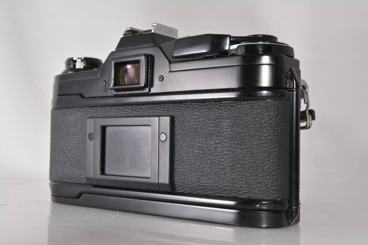 【美品】キヤノン AE-1 FD35-70mm付 #2887659 キヤノン Canon AE-1 ブラック + NEW FD 35-70mm F3.5-4.5 MACRO ☆完
