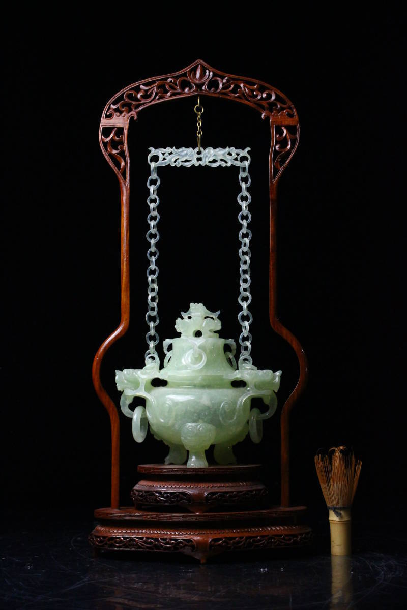 中国古玩 砡彫香炉 三足 遊環 玉彫刻 砡製翡翠龍細密彫刻遊環香炉 龍頭