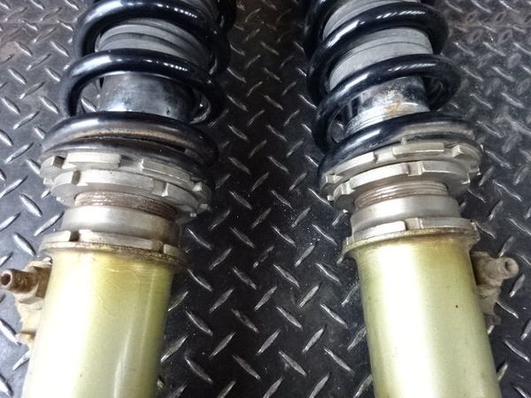 CUSCO クスコ ヴァカンツァ C25 セレナ フルタップ フロント 車高調 全長式 左右 サス ショック