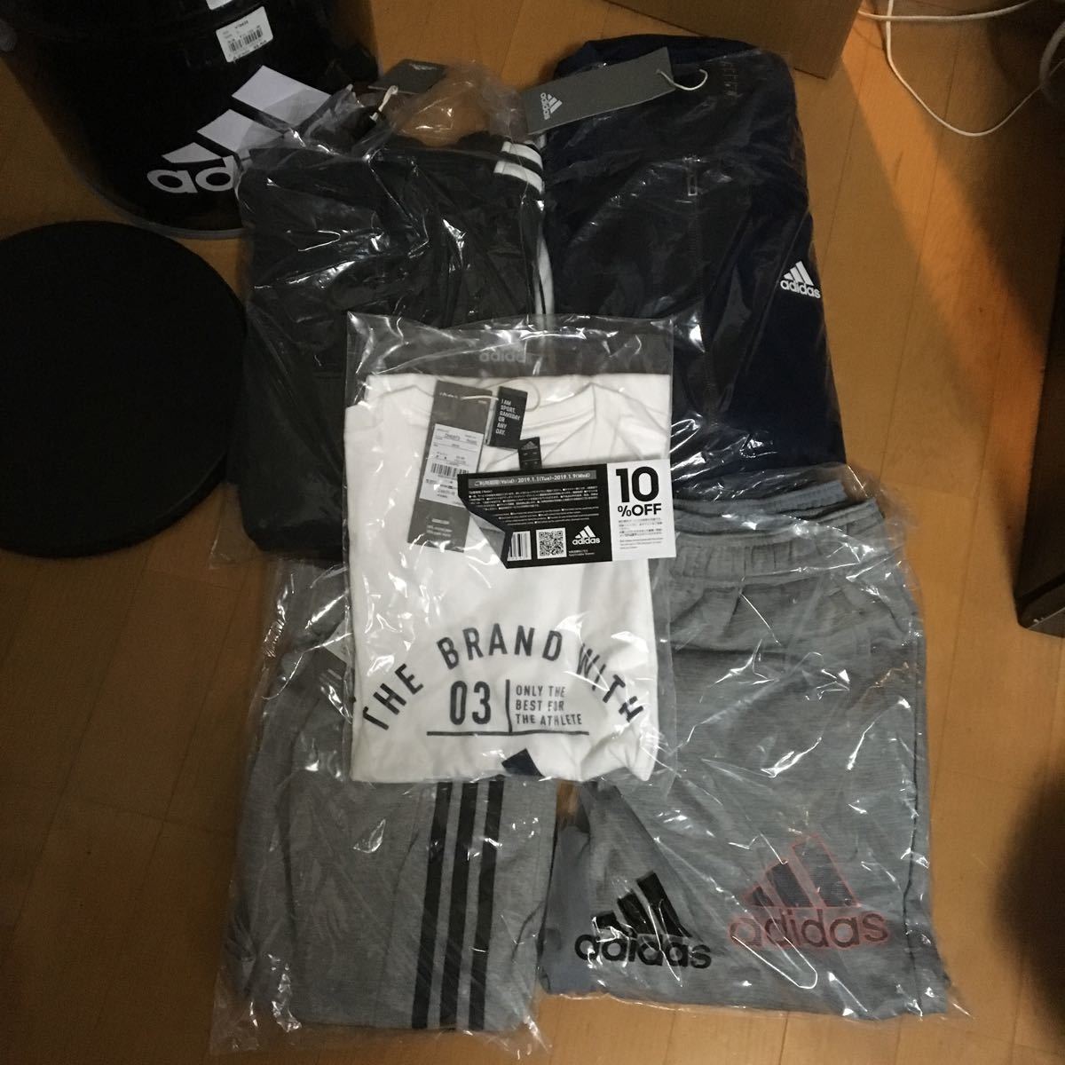 アディダス adidas メンズLサイズ 福袋 ペール 缶 【公式通販】