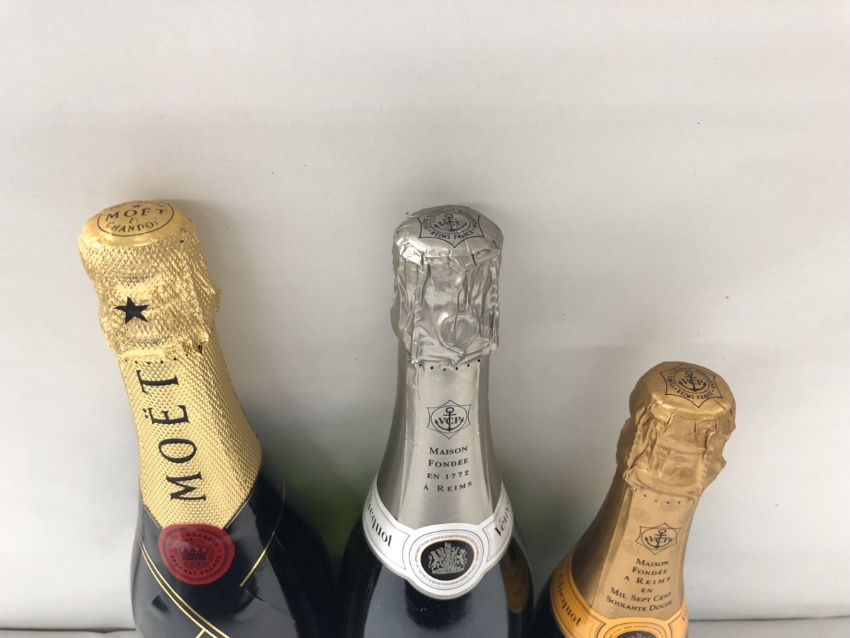古酒【未開栓】MOET＆CHANDON/モエ・エ・シャンドン Veuve Clicquot