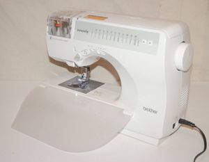 美品 brother プーさん Innovis 刺繍ミシン ブラザー イノヴィスの