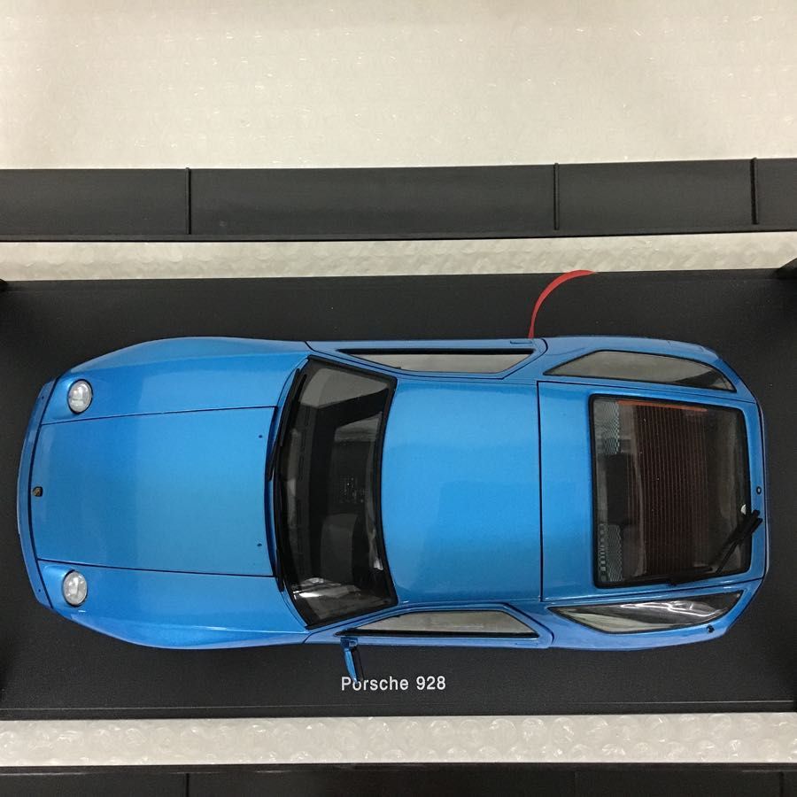 オートアート 1/18 ポルシェ928 ミネルヴァ ブルー メタリック