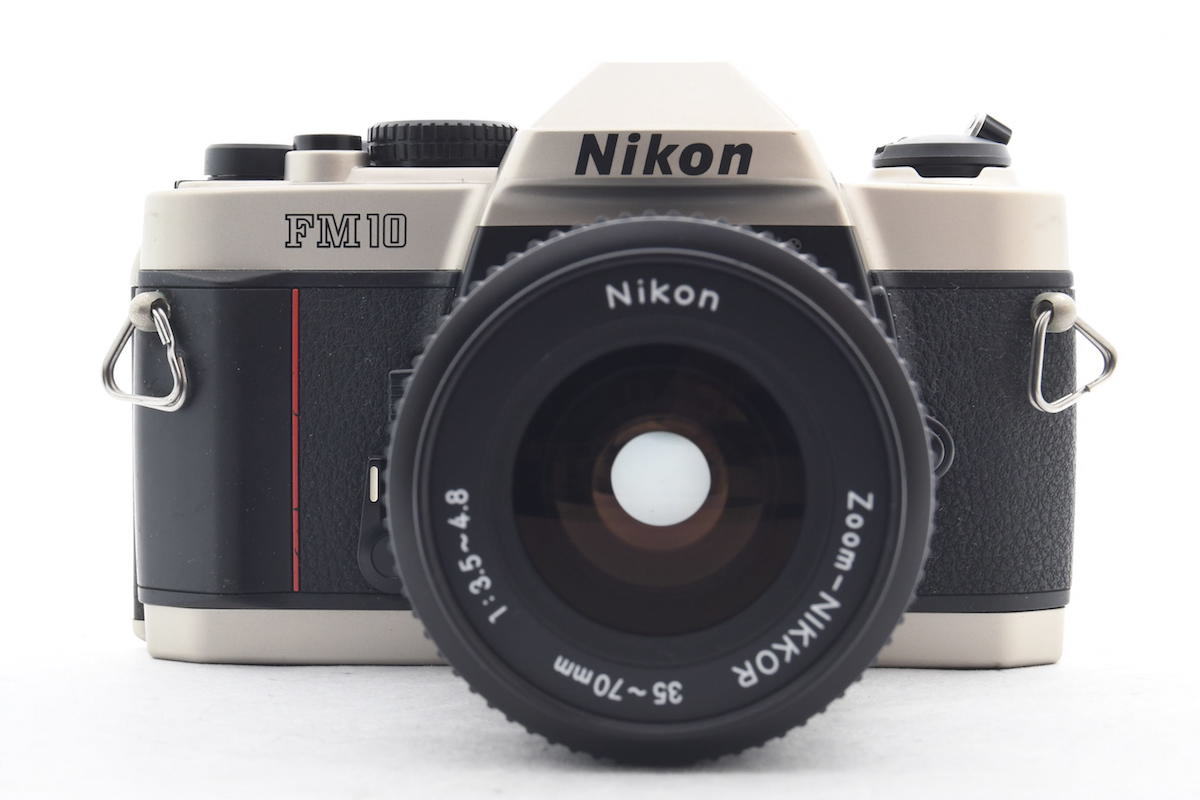 ◇ Nikon ニコン FM10 + Zoom-NIKKOR 35-70mm F3.5-4.8 フィルムカメラ