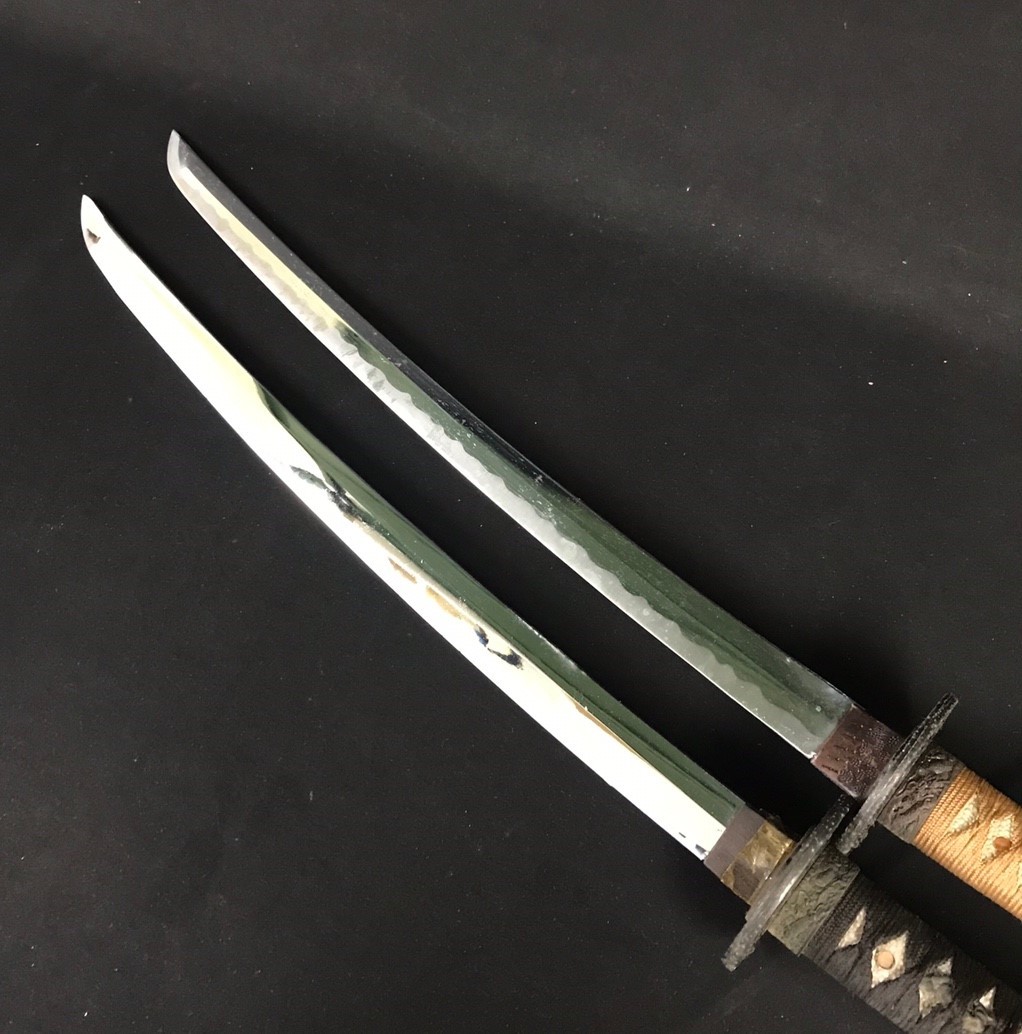 ◇【模造刀日本刀・二本組(1) 】最大長71.5cm　武具コレクター収集の逸品　武具/武器/太刀/模造刀/模擬刀/脇差/短刀　美品