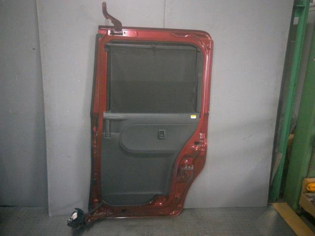 タント DBA-LA600S リア リヤ 右 ドア スライド R67 67003-B2210