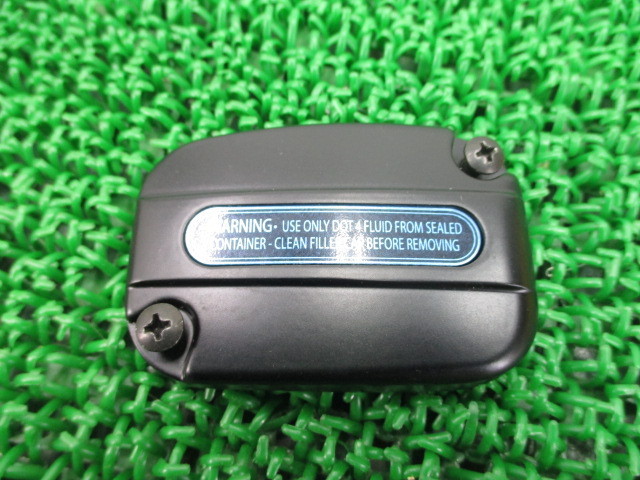 新品 ハーレー 純正 バイク 部品 Vロッド フロントブレーキマスターカバー 純正 42855-06A V-ROD VRSC ツーリング 車検 Genuine