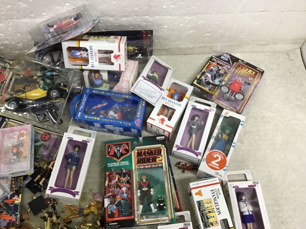 同梱不可 ジャンク ときめきメモリアル、聖闘士星矢、仮面ライダー、ルパン三世 他 フィギュア 等_3
