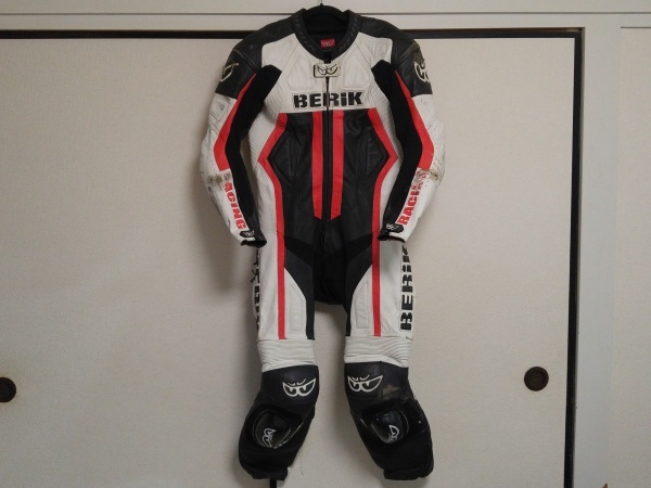 BERIK ベリック 牛革 レーシングスーツ L BERIKベリック牛革レーシング