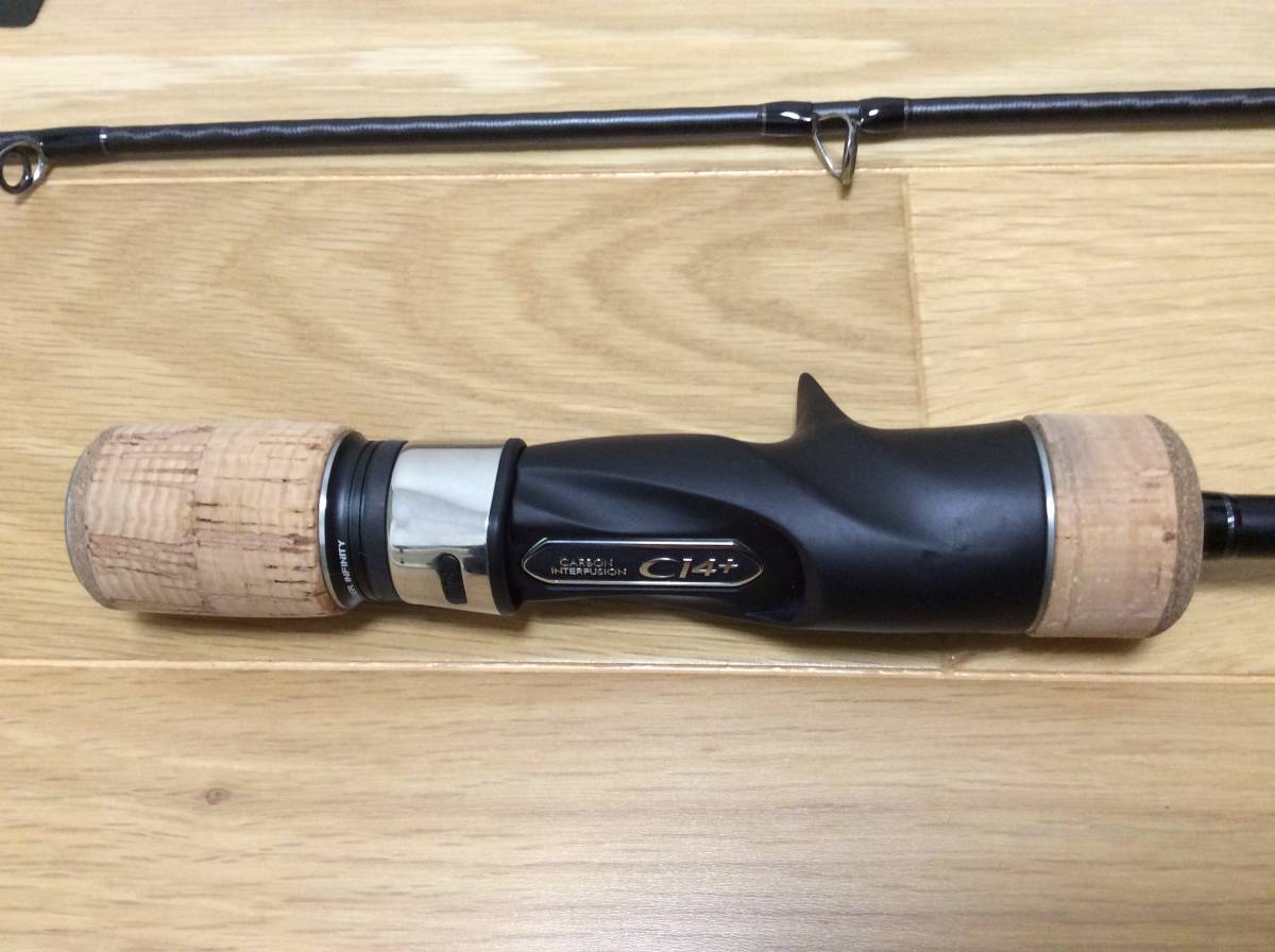 オシアジガーインフィニティモーティブB610-2中古美品 OCEA