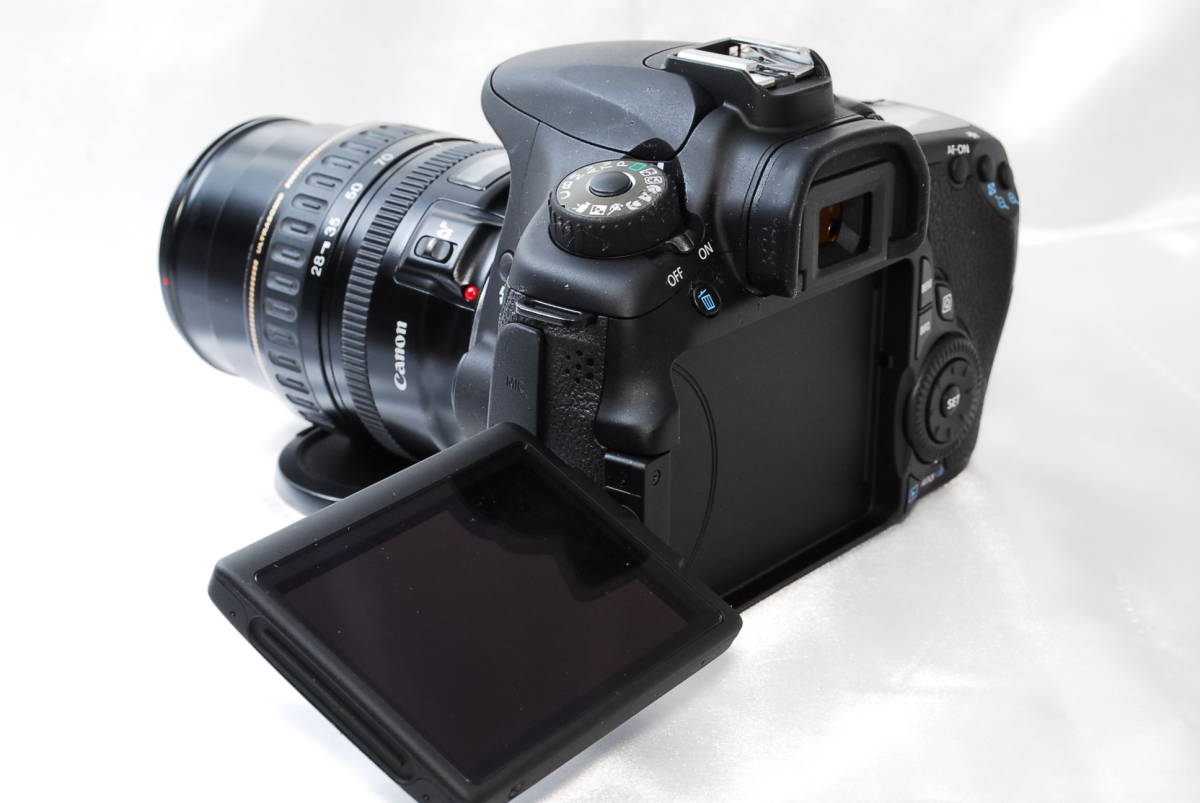 ★【極上美品】Canon EOS 60D ★バリアングル液晶で自撮りもOK ★EF28-105mm USM 純正万能レンズセット ★新品バッテリー・充電器つき