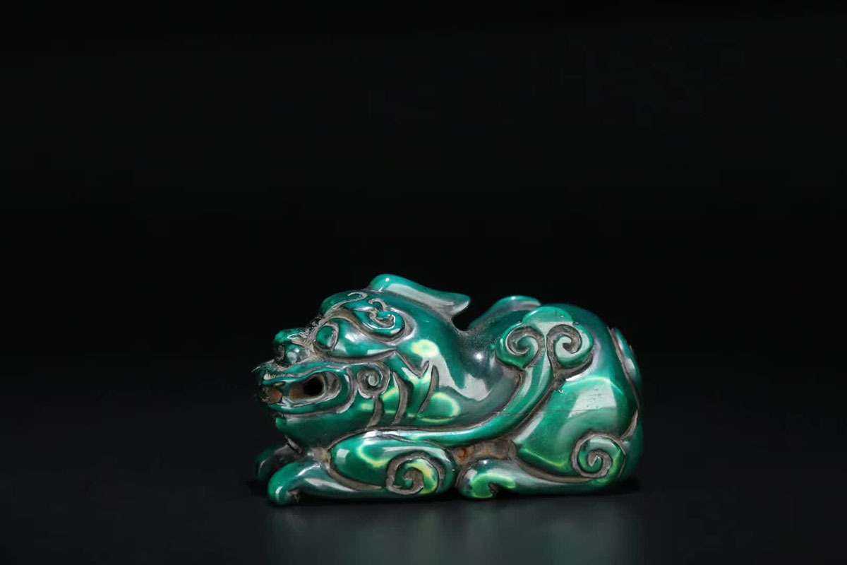 ★一龍堂A1★中国古美術★清時代　角質“貔貅”置物★中国古董品　賞物　高2.6cm 4.7×2.0cm 重:27.4g
