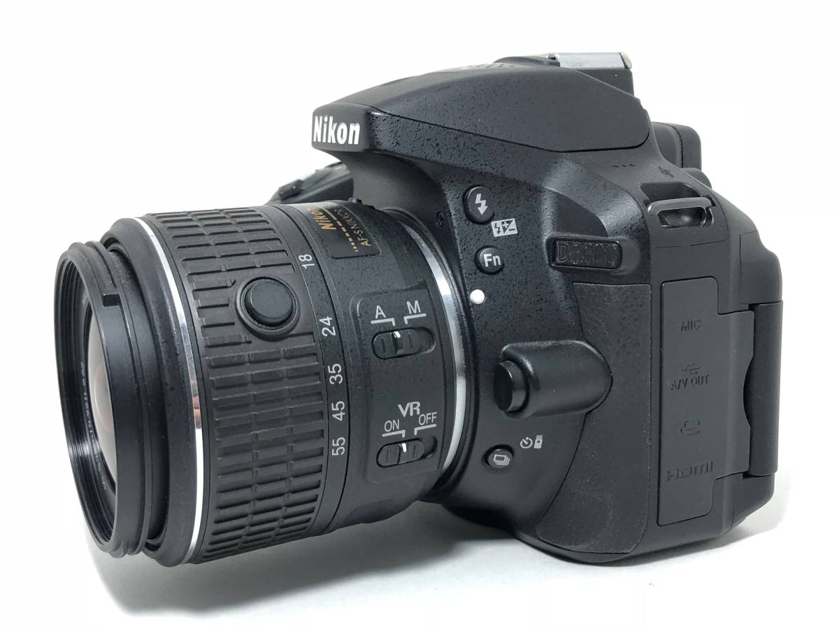 カメラ 【ほぼ新品 元箱付き 付属品多数】 Nikon D5300 レンズキット