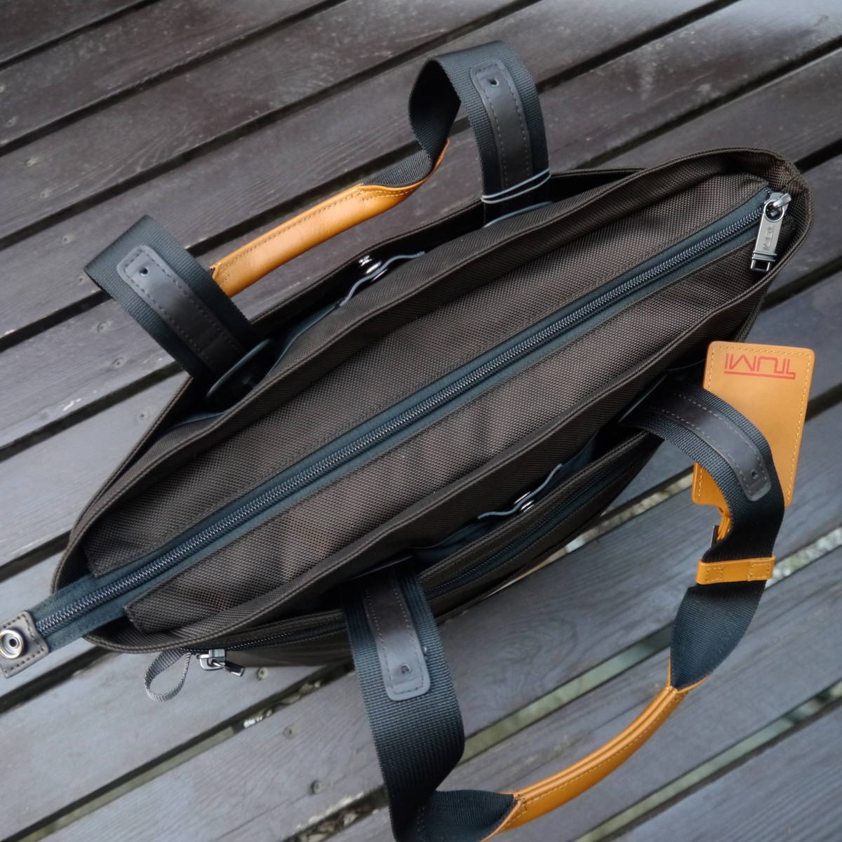 TUMI コンパニオントートバッグ　ブラウン TUMI コンパニオントートバッグ ブラウン トゥミ／TUMI バッグ トート