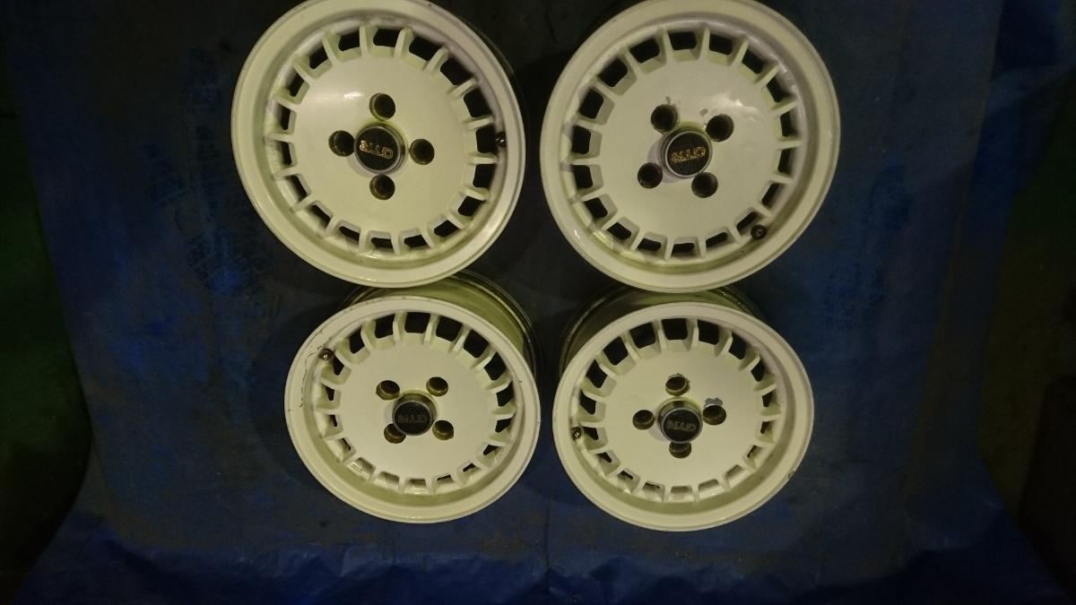 13インチ メーカー不明 5.5J 5.5j PCD100 メッシュ +38 4H100 中古品 GET
