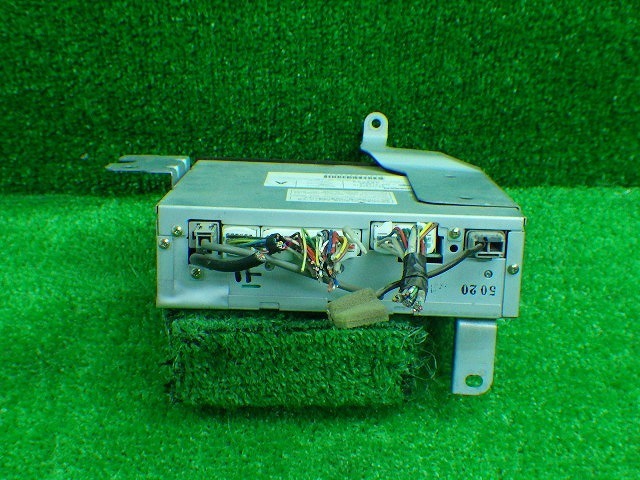 日産 E51 エルグランド DVDナビユニット QX-5702N 作動未チェック品