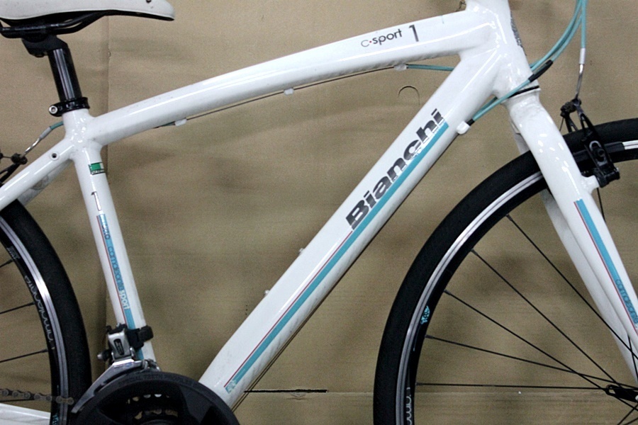 【1円～入札　特価品】～現状販売～ ビアンキ BIANCHI カメレオンテ1 CAMALEONTE1 2015年 アルミ クロスバイク 43サイズ 【配送限定商品】
