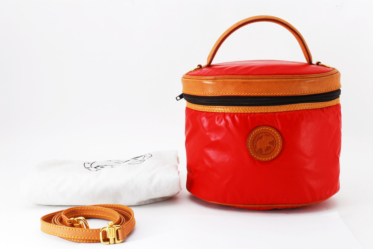 定番人気，お買い得 ハンティングワールド バチュークロス 2WAY バニティバッグ ハンドバッグ サファリ(かばん、バッグ)｜売買されたオークション情報、yahooの商品情報をアーカイブ公開 - オークファン かばん、バッグ