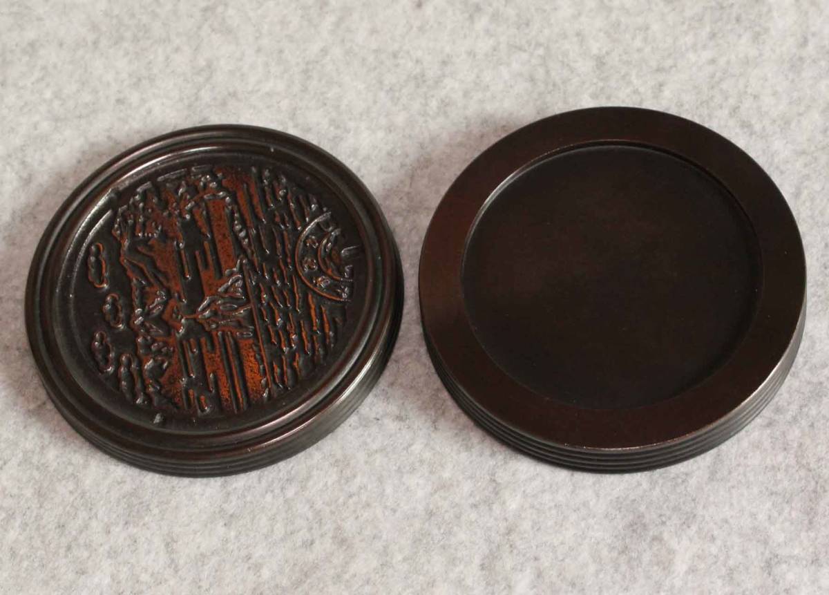 朱肉入れ - Yahoo!オークション | 高岡銅器 「瑞峰作」工芸品の落札相場・落札価格 「瑞峰作」銅製 (金属工芸) の落札相場 叙勲記念品 大 伝統工芸品・和風 朱肉入 朱肉池 香炉 紙箱入高岡銅器