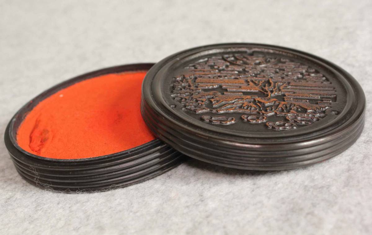 朱肉入れ - Yahoo!オークション | 高岡銅器 「瑞峰作」工芸品の落札相場・落札価格 「瑞峰作」銅製 (金属工芸) の落札相場 叙勲記念品 大 伝統工芸品・和風 朱肉入 朱肉池 香炉 紙箱入高岡銅器