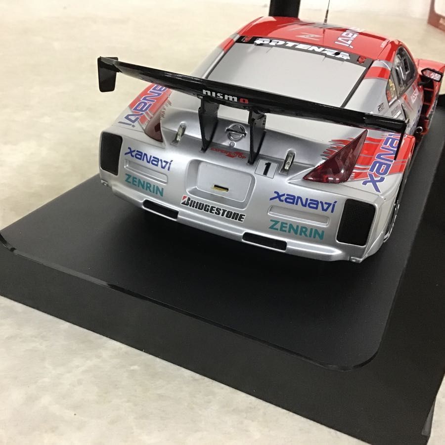 オートアート 1/18 ザナヴィ ニスモZ ＃1 2004 JGTC CHAMPION LATE