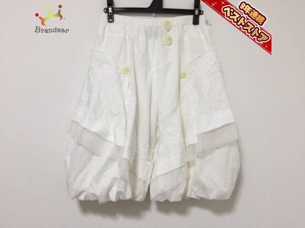 エイココンドウ EIKO KONDO パンツ サイズF アイボリー レディース