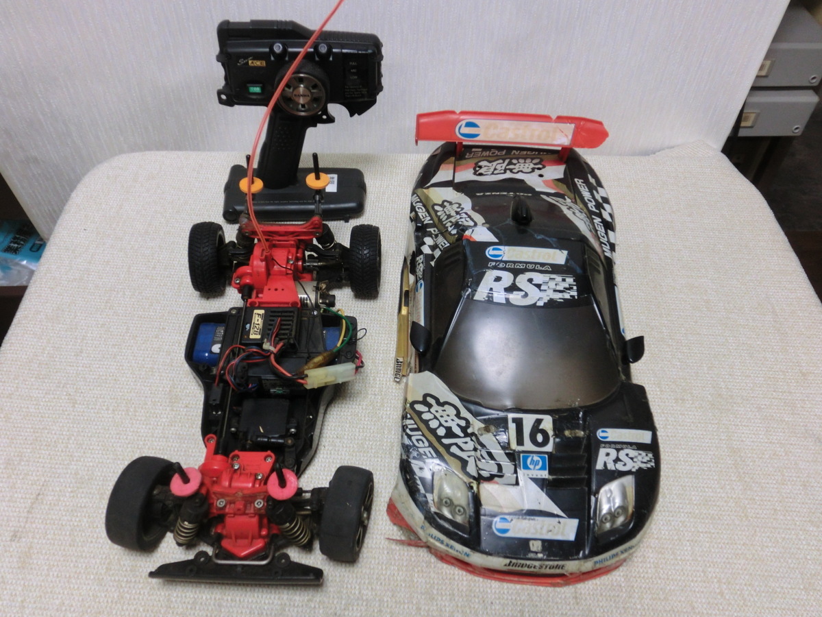 ラジコンカー 無限 充電式 電動ラジコンカー コントローラー付