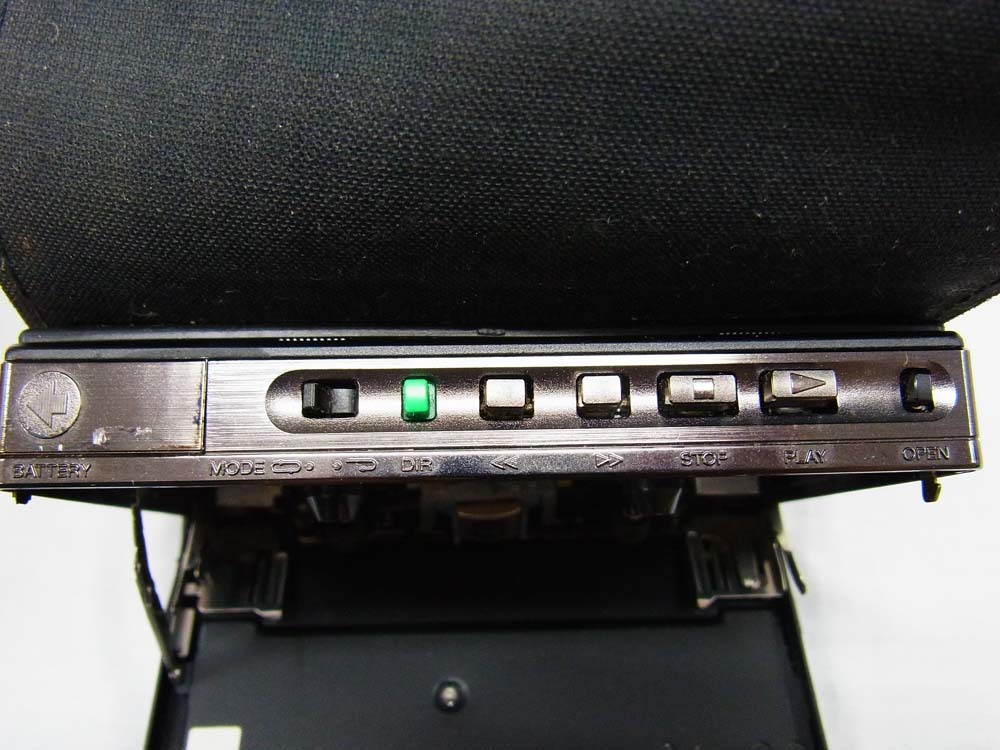 ◇ジャンク SONY ソニー ウォークマン WM-F550C
