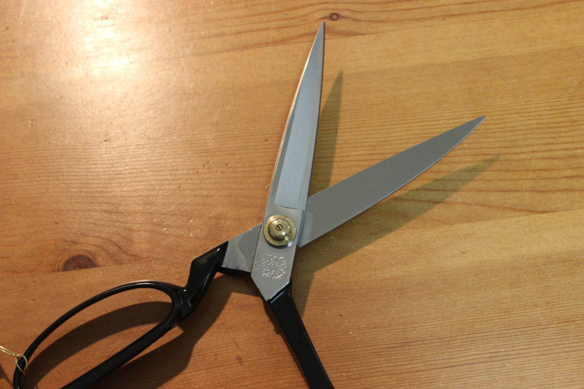 裁ち鋏　庄三郎　8寸 240mm　新品未使用　東鋏　裁ちハサミ　布切りはさみ_7
