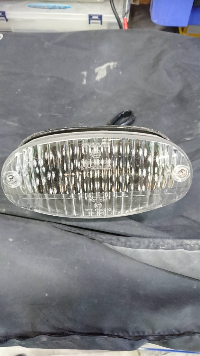 バリオス2 LEDテール(レンズ中古 ユニット未使用)