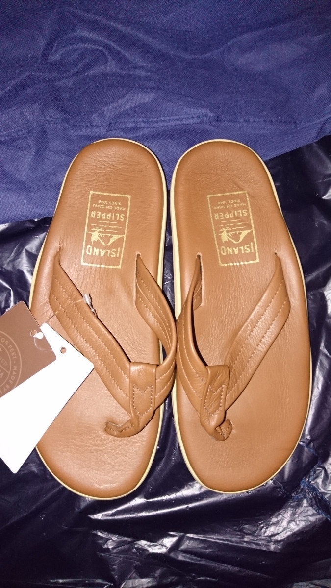 【極美品】アイランドスリッパ　レザートングサンダル　ブラウン　US8 アイランドスリッパー island slipper トングサンダル レザーサンダル