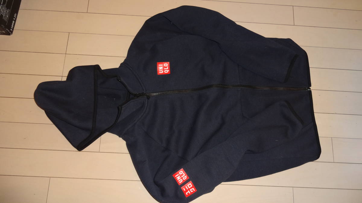 UNIQLO　ユニクロ　錦織モデル　パーカー　サイズM　USED