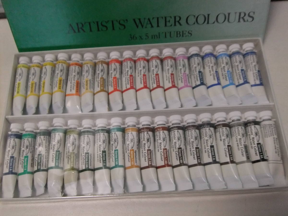 （A-120）WINSOR＆NEWTON　　絵具　新品未使用　定価￥19700