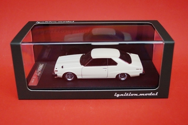 イグニッションモデル ignition model 1/43 日産 スカイライン 2000 GT-ES C210 ホワイト ハヤシレーシング IG0311