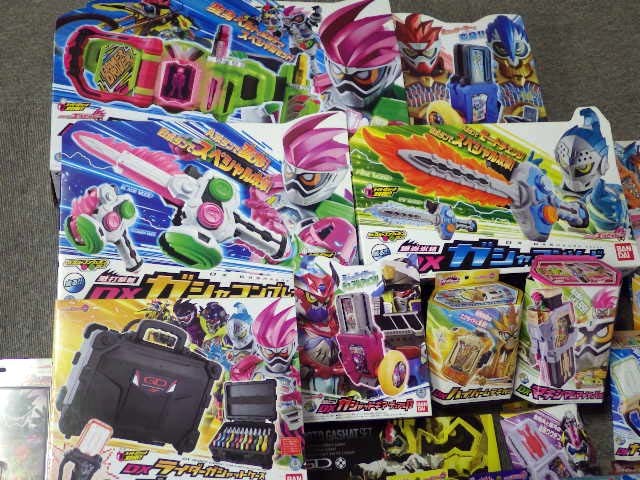 01【S.R】仮面ライダーエグゼイド DXガシャット 箱あり 大量セット