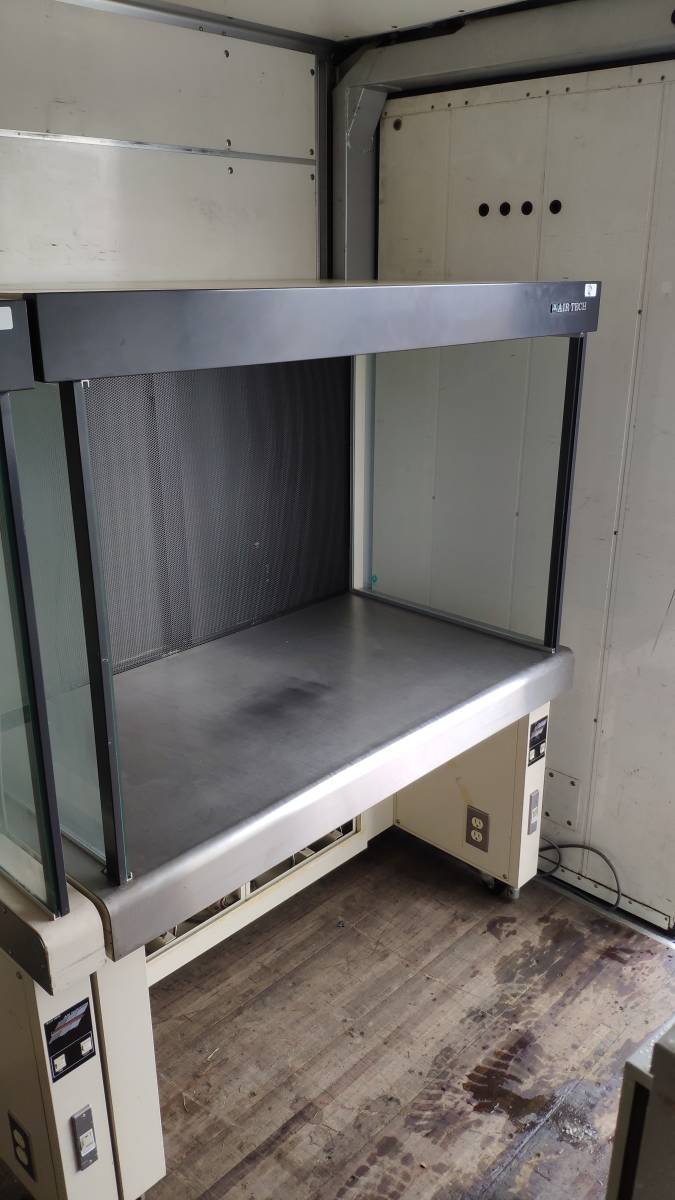 エアーテック クリーンベンチ 単相100V 机サイズ約118×67センチ