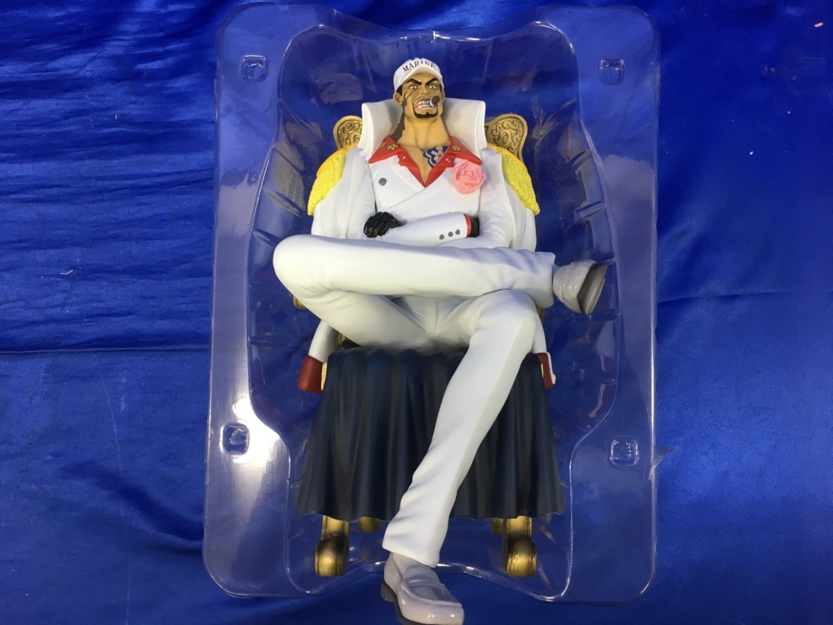中古品 ワンピース アーカイブコレクションNO.6 サカズキ元帥(赤犬) 新 