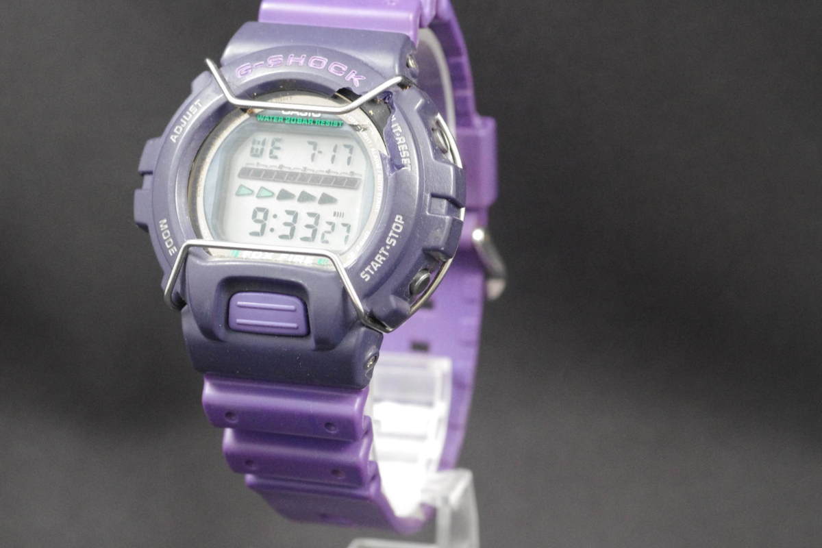 電池交換済 CASIOカシオ 腕時計 G-SHOCK バンパー付 紫 パープル DW