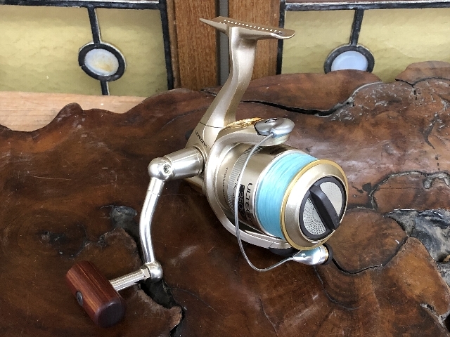 超希少シマノBB-X テクニウム Mg ホワイトスペシャル C3000DXG シマノ