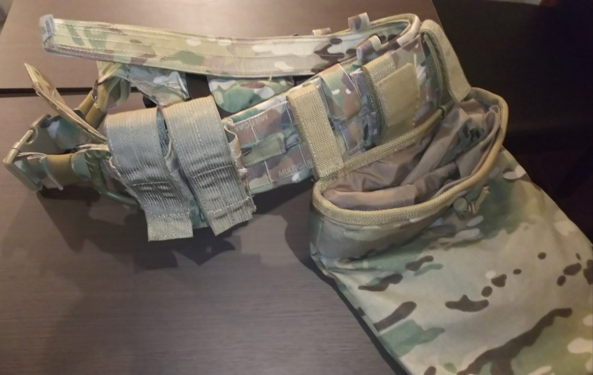 実物 CRYE リガーベルト Mサイズ マルチカム クライ クレイ CRYE