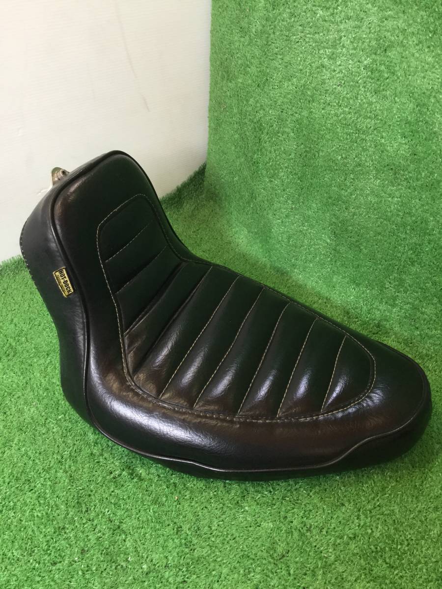 ☆ハーレー☆HOT-DOCKホットドッグシングルシート☆コブラシート☆FXST
