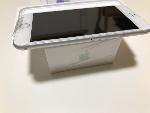 【新品 】 iPhone 6s シルバー SIMフリー（ワイモバイル SIMロック解除） 白ロム _9