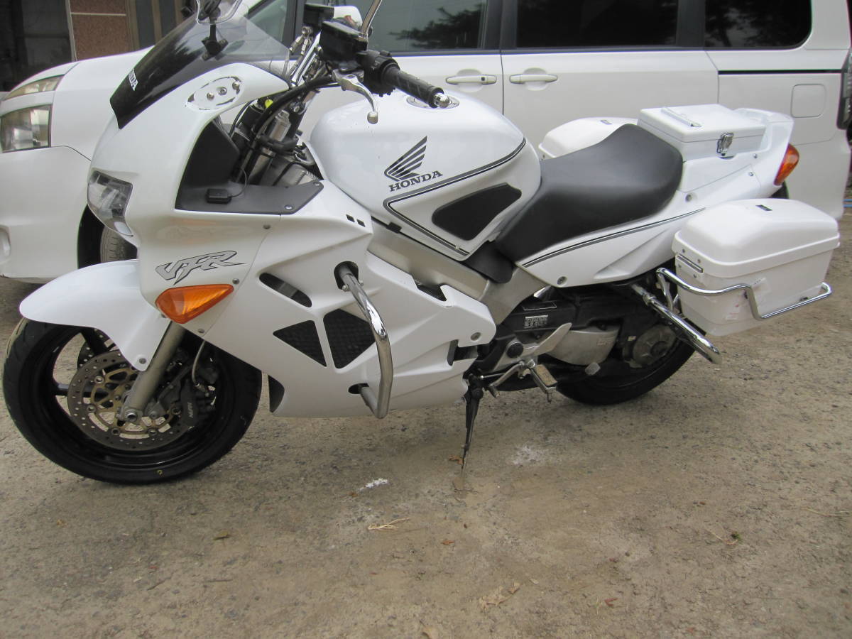 VFR800　　　RC46-1　　　改造車　　車検2年付き　構造変更済み