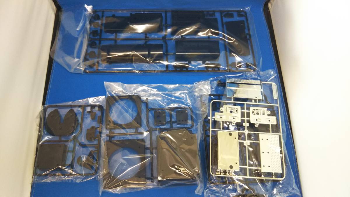 タミヤ 1/14 トレーラーヘッド ユーロスタイル マルチファンクション
