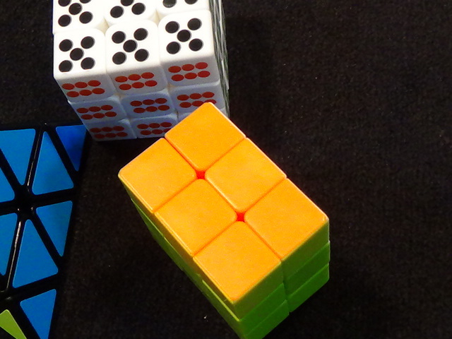 変形 ピラミッド ピラミンクス 三角 図柄 サイコロ スピード キューブ パズル なめらか 変化 まとめて 特殊 ルービック ３個セット ルービックキューブ 売買されたオークション情報 Yahooの商品情報をアーカイブ公開 オークファン Aucfan Com