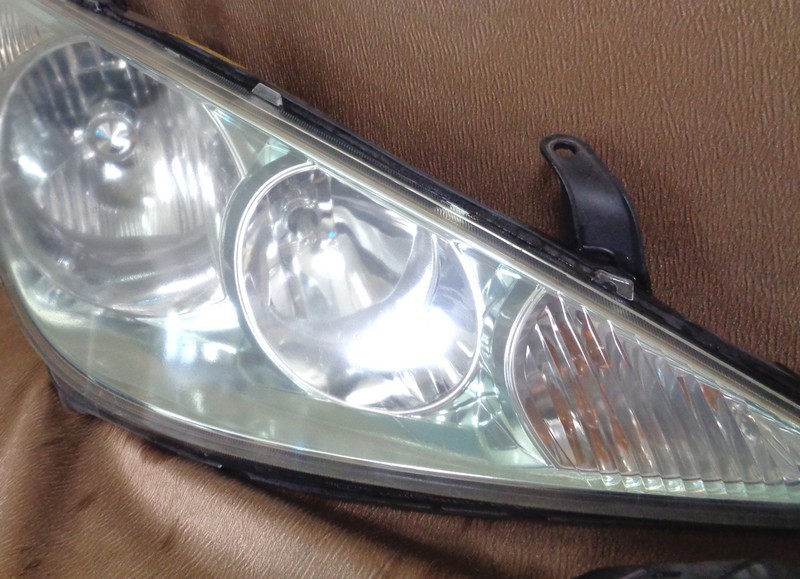 24128 トヨタ エスティマ ＡＣＲ30　後期 ＨＩＤ ヘッドライト　左右