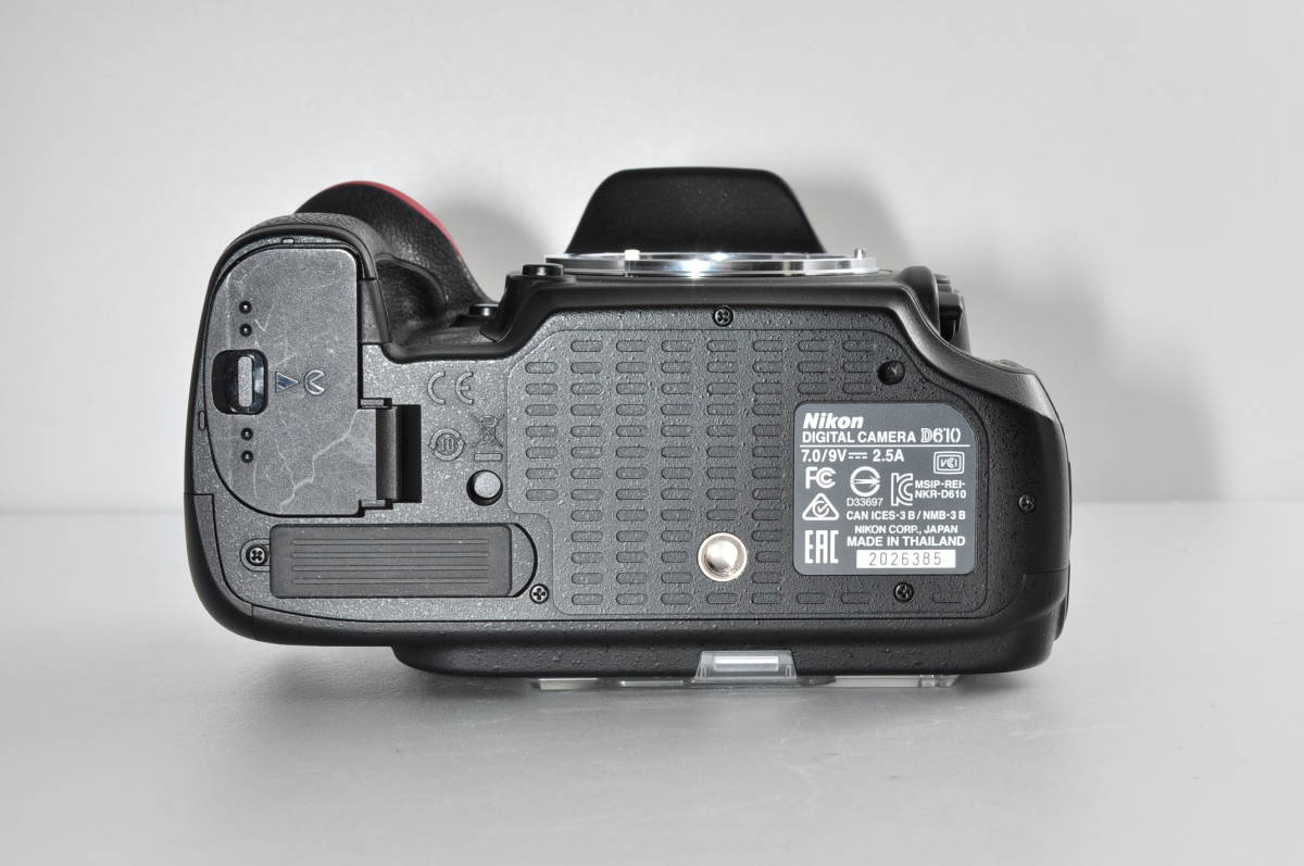 ☆格安1円スタート☆ NIKON D610 箱 説明書 充電器 電池 キャップ CD 