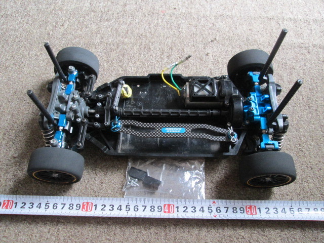 タミヤ TT-02 アルミパーツ付き ベース 又 部品取りに 中古品 タミヤ TT-02
